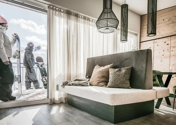 Eagle * Σάαλμπαχ-Χίντεργκλεμ